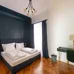Designer Boutique Trauttmansdorffgasse Грац