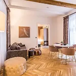 Designer Boutique Trauttmansdorffgasse Грац