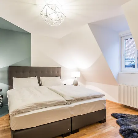 Designer Boutique Trauttmansdorffgasse *