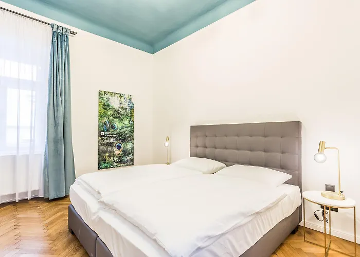 Апартаменти Designer Boutique Trauttmansdorffgasse Грац