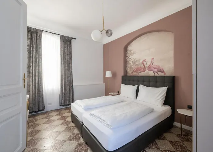 Designer Boutique Trauttmansdorffgasse *